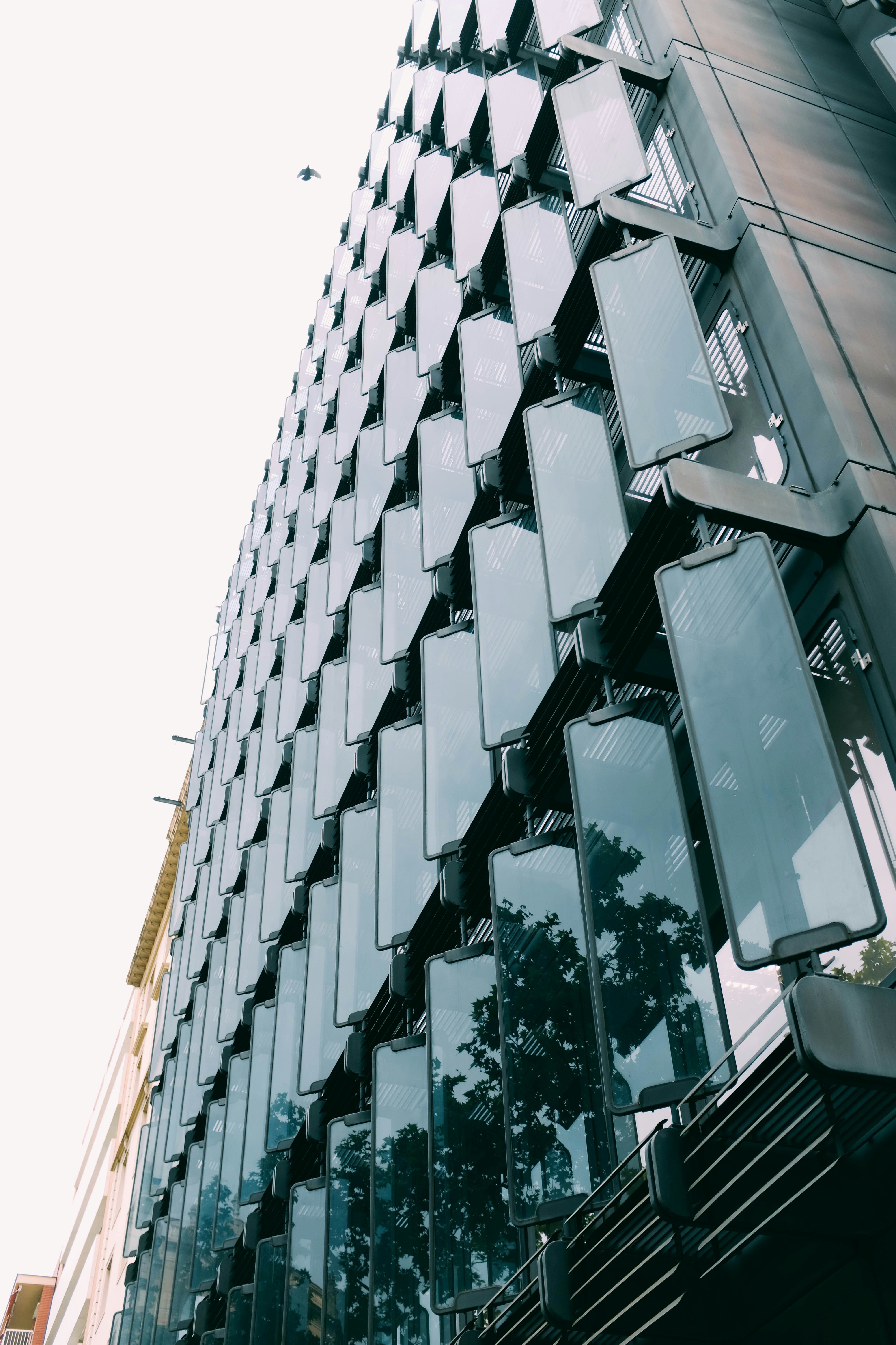 Photo by adrienolichon