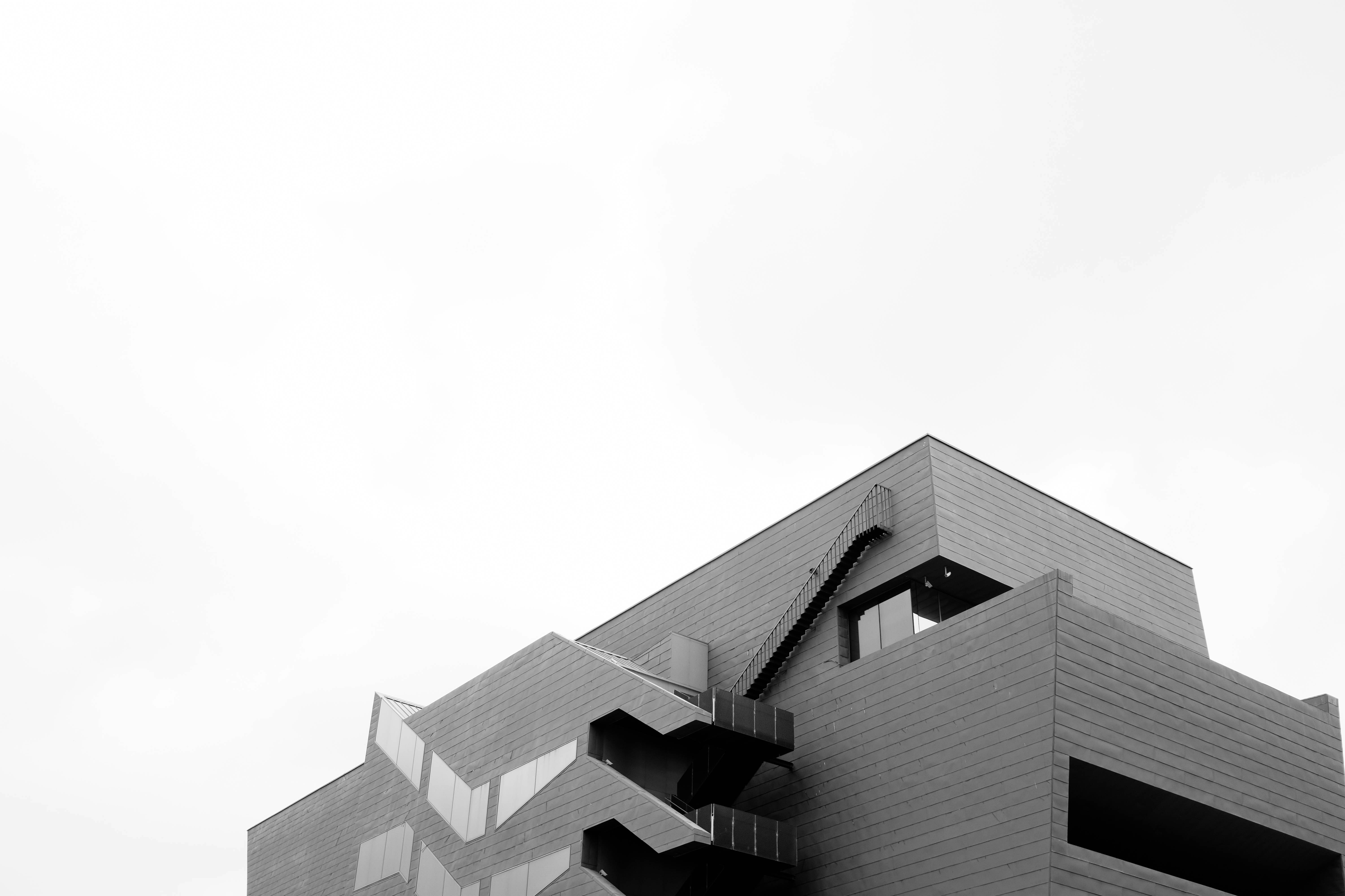 Photo by adrienolichon