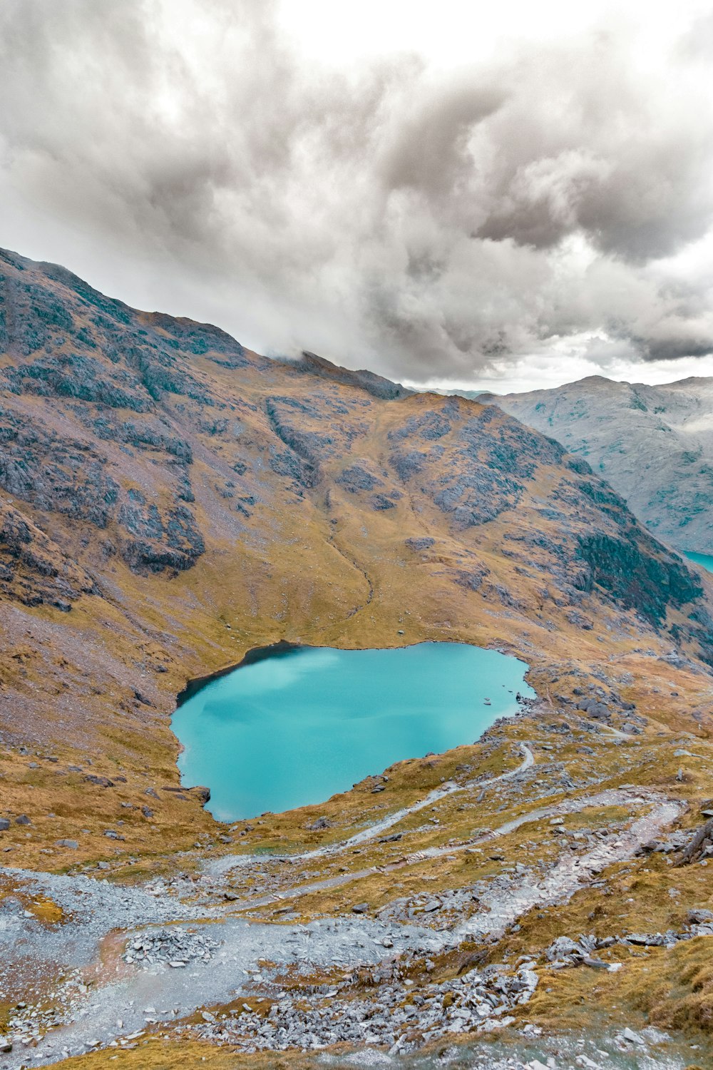 Cuerpo de agua cerca de Mountaini