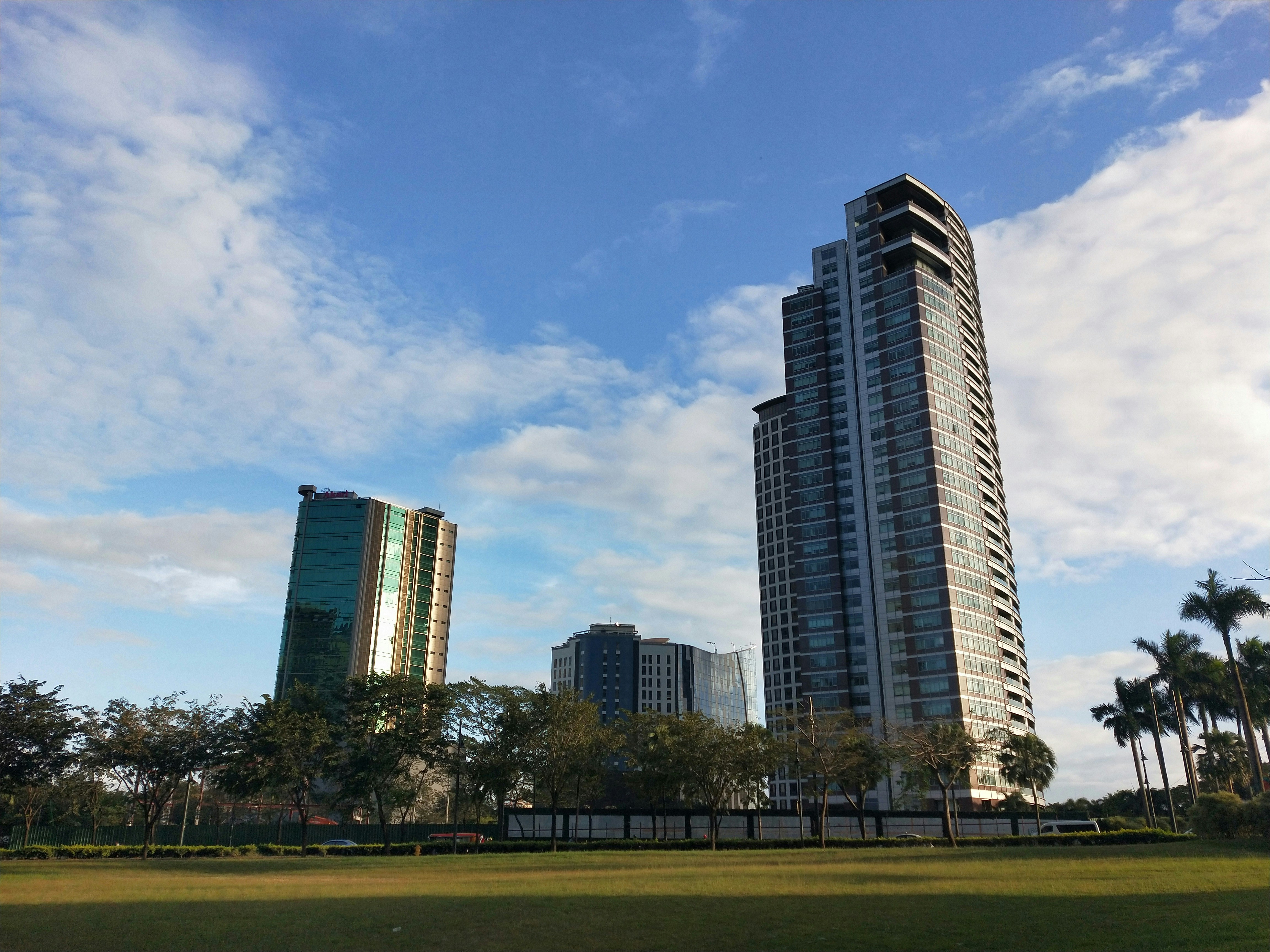 Containers in Menlo Park, CA