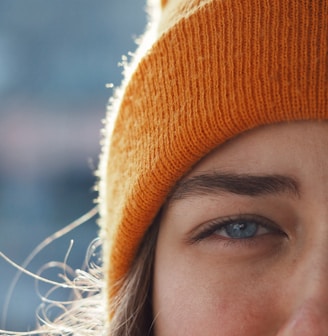 women's orange knit cap