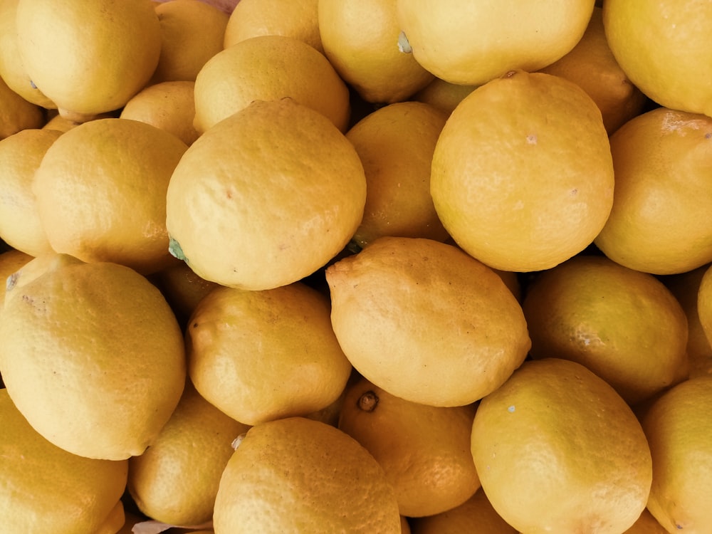 yellow lemons