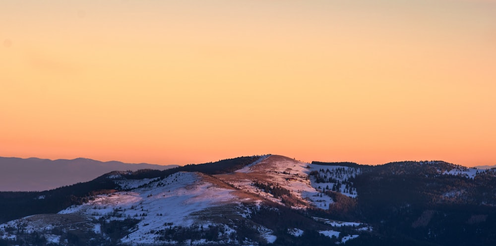 icy mountain scenery