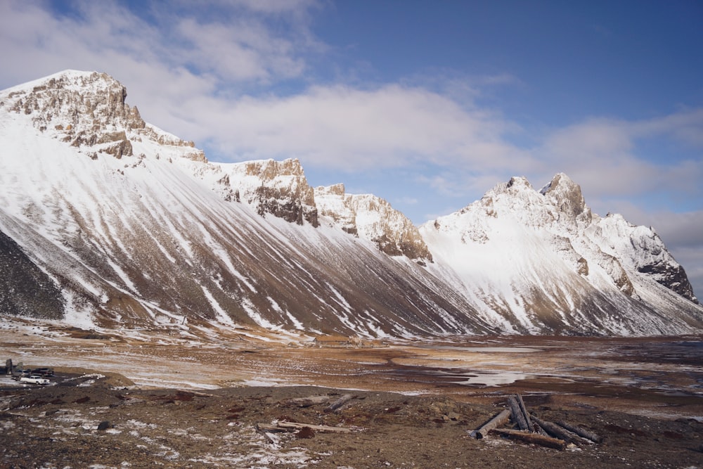 mountain at daytime