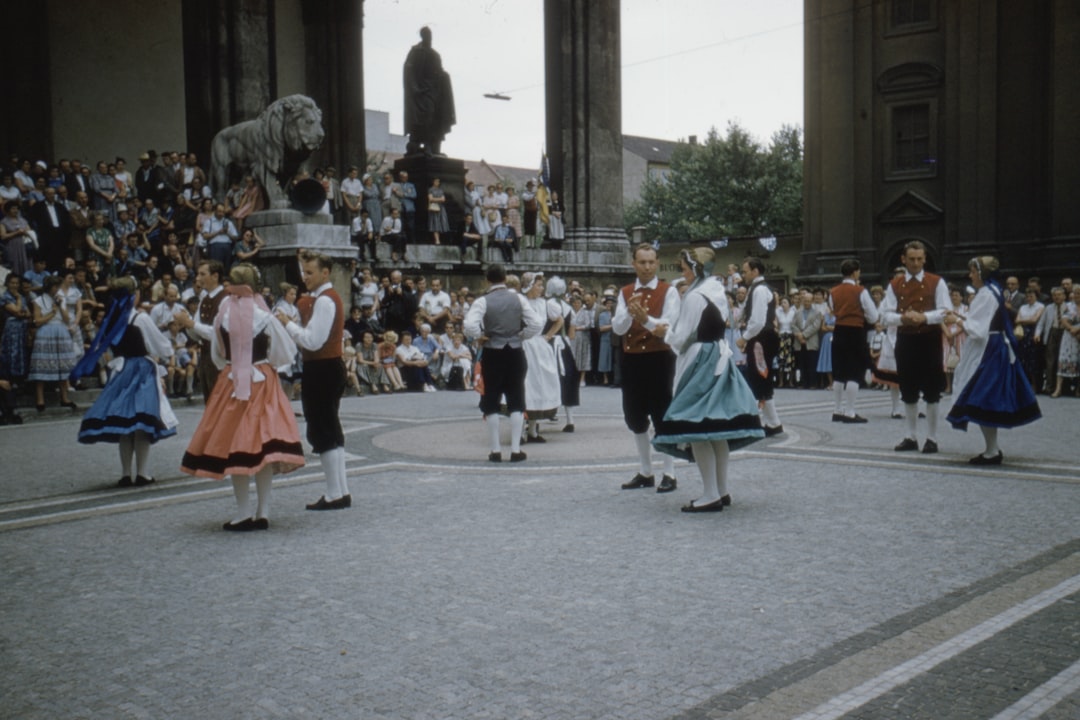 people dancing outdoor during daytime
