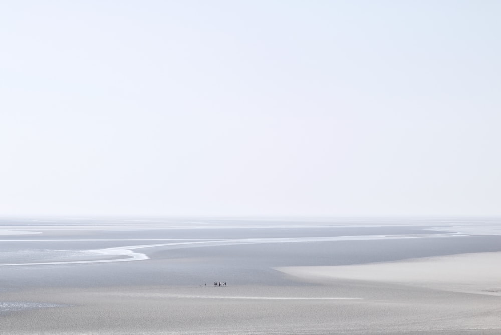 Dunas de arena durante el día