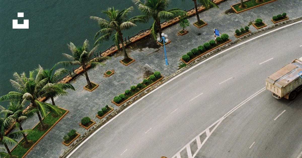 Red vehicle in road during daytime photo – Free Car Image on Unsplash