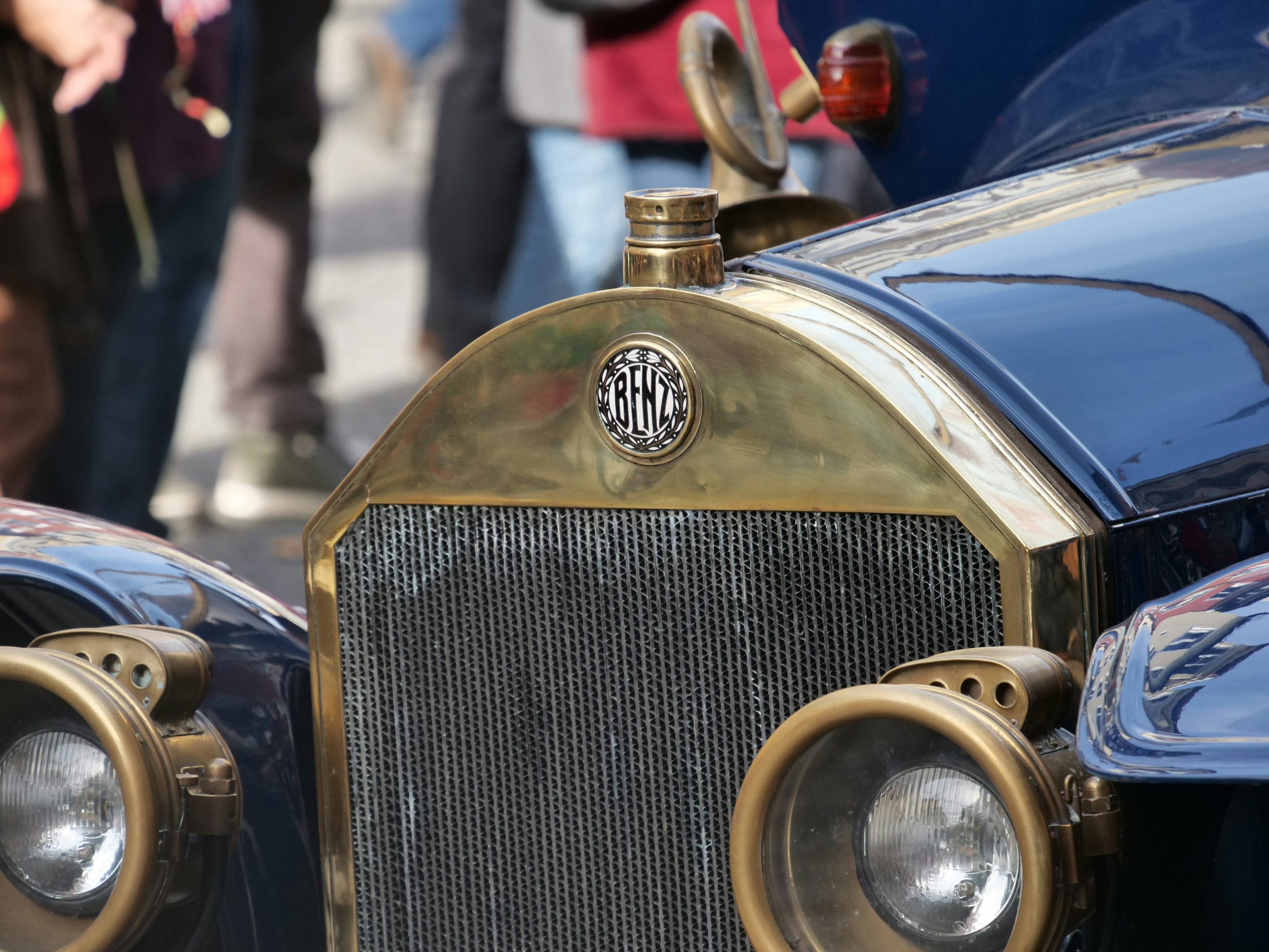 gold car