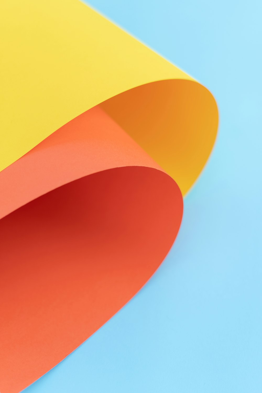 Fond d’écran d’art abstrait jaune, orange et rouge