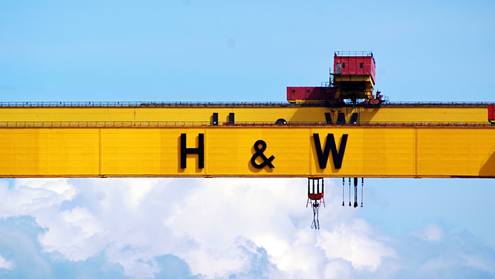 H&W signage