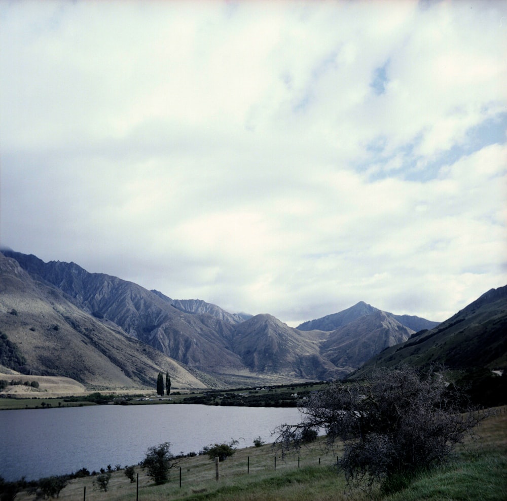 lake surrounded with hills