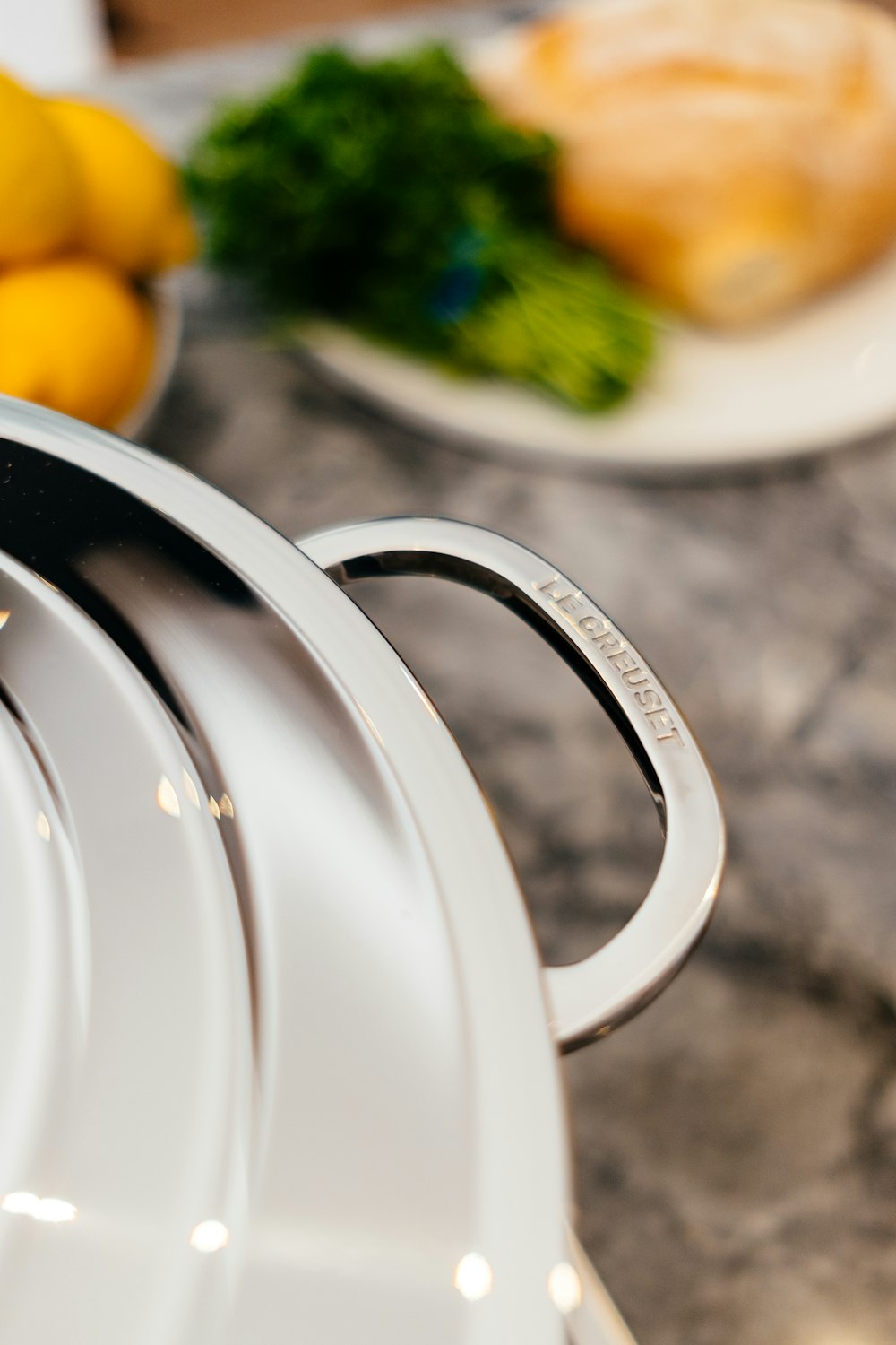 close-up photography of gray cookware