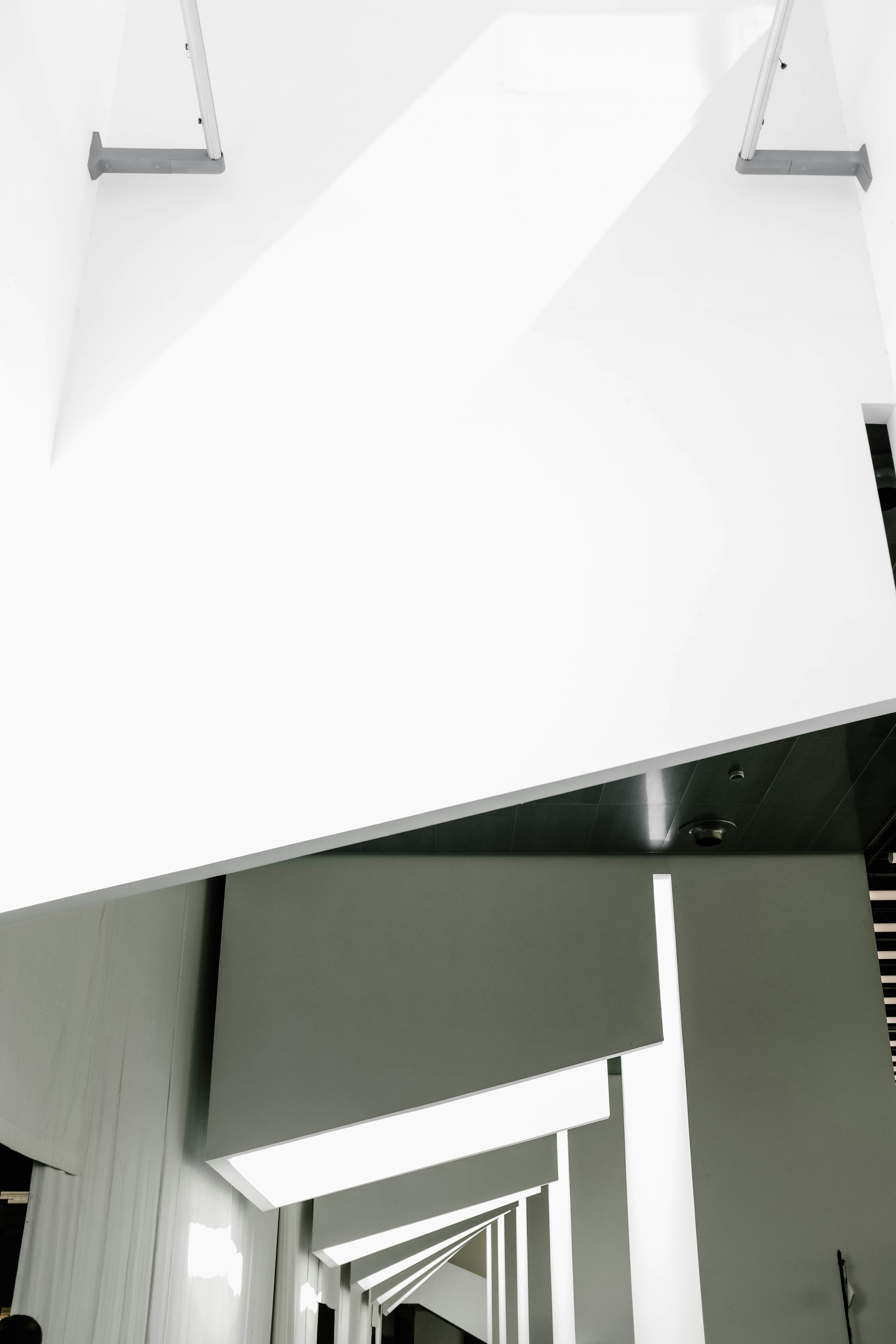 Photo by adrienolichon