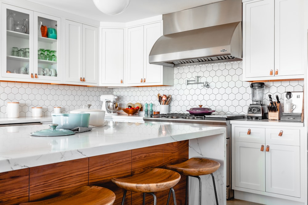 white kitchen table