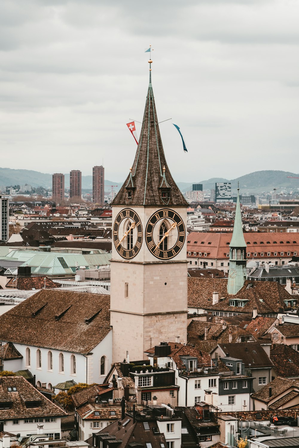 cityscape photography during daytime