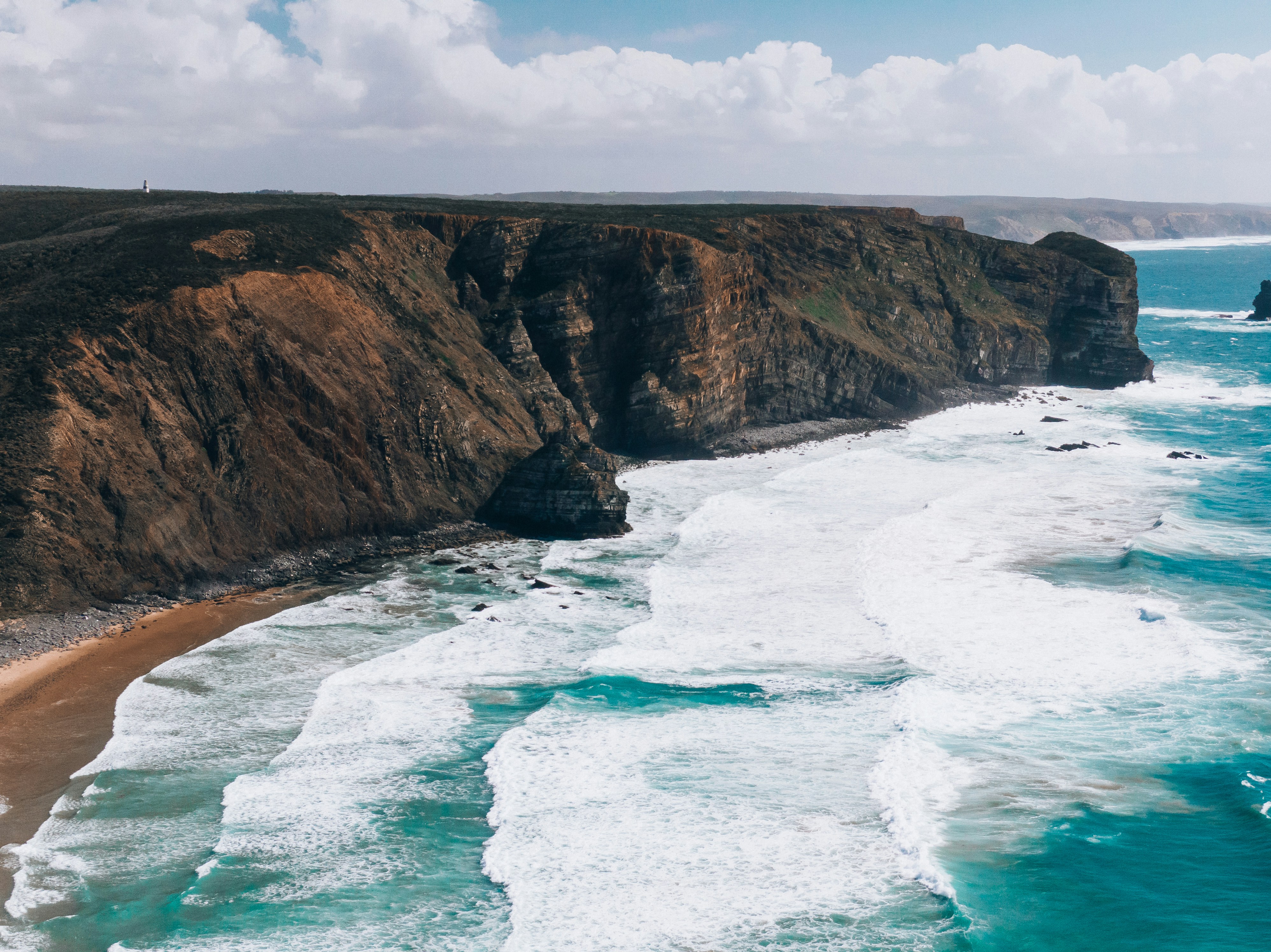 brown rock mountain, 