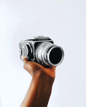 black and gray camera