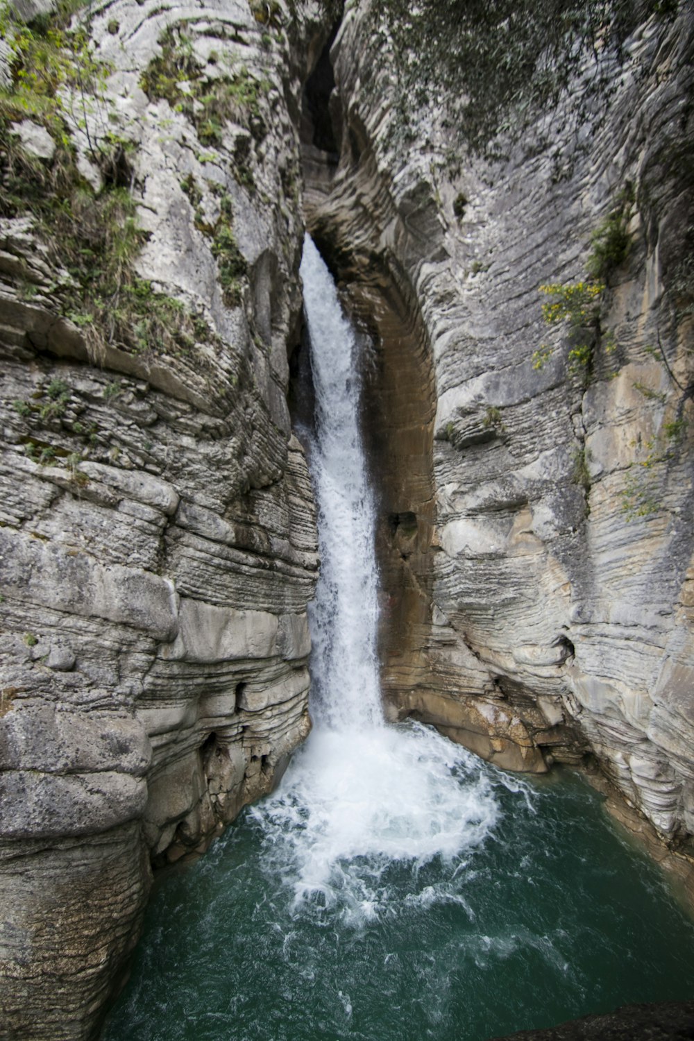 Chutes d’eau pendant la journée