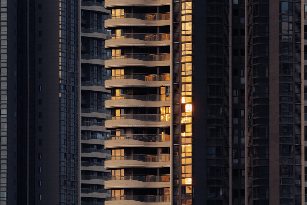 brown concrete building on focus photography