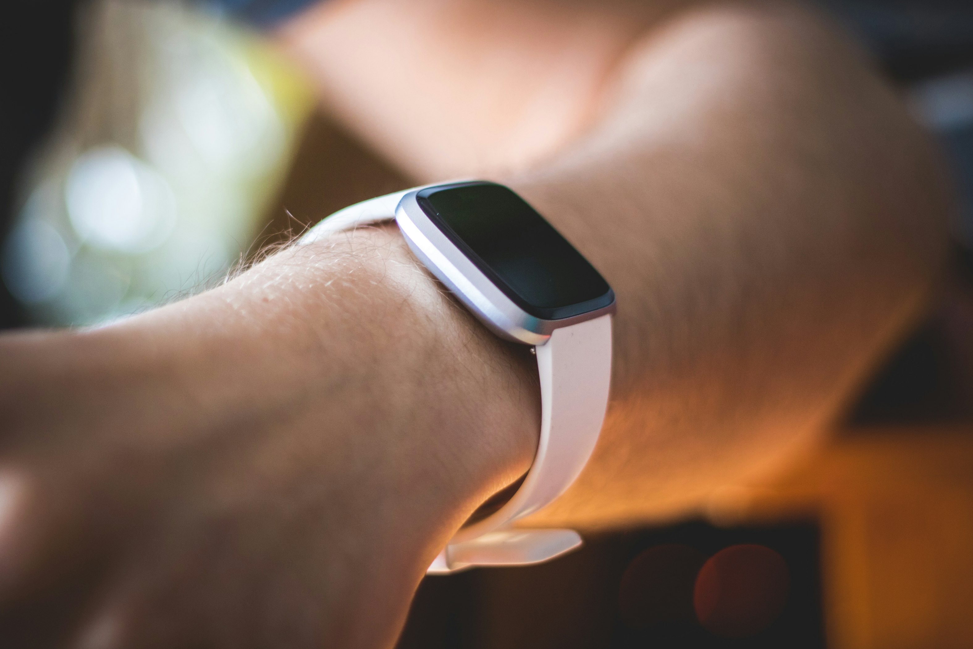 Fitbit Versa Digital Tech smartwatch