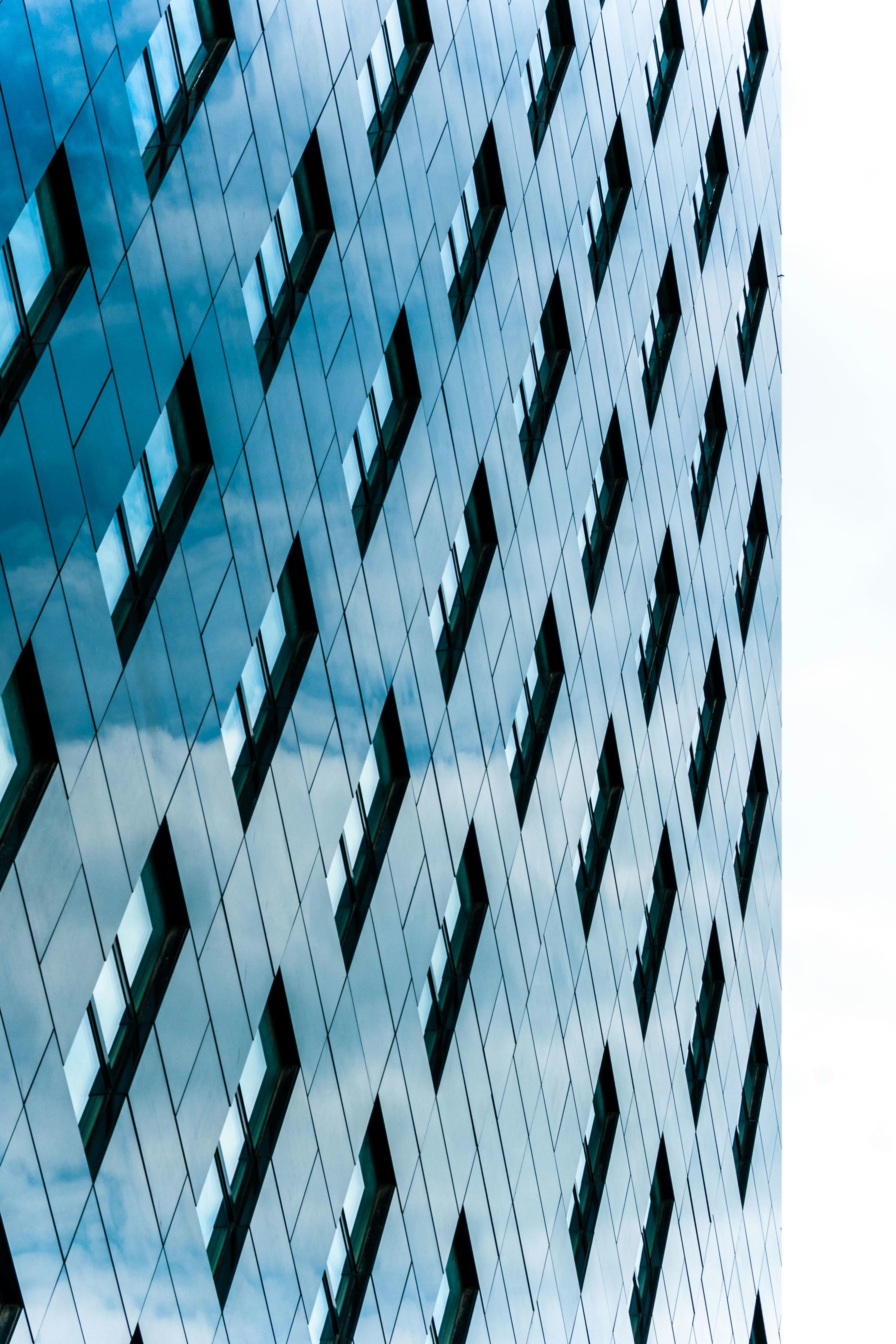 Lithuanian Company Fined €329,944 for Purchasing Goods from Sanctioned Russian Firms