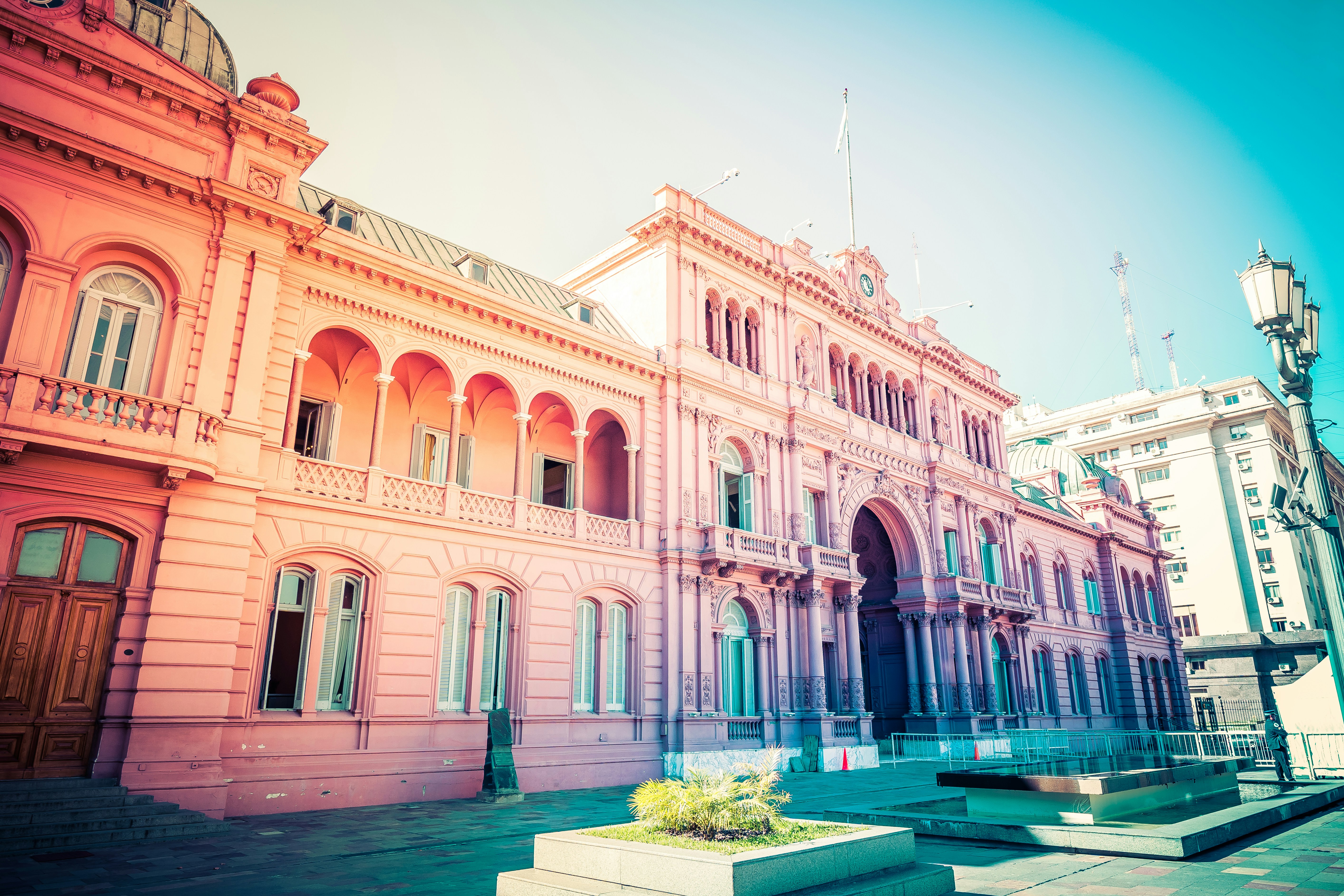 The Casa Rosada Quandary: Non-State Actors and Argentina's Economy