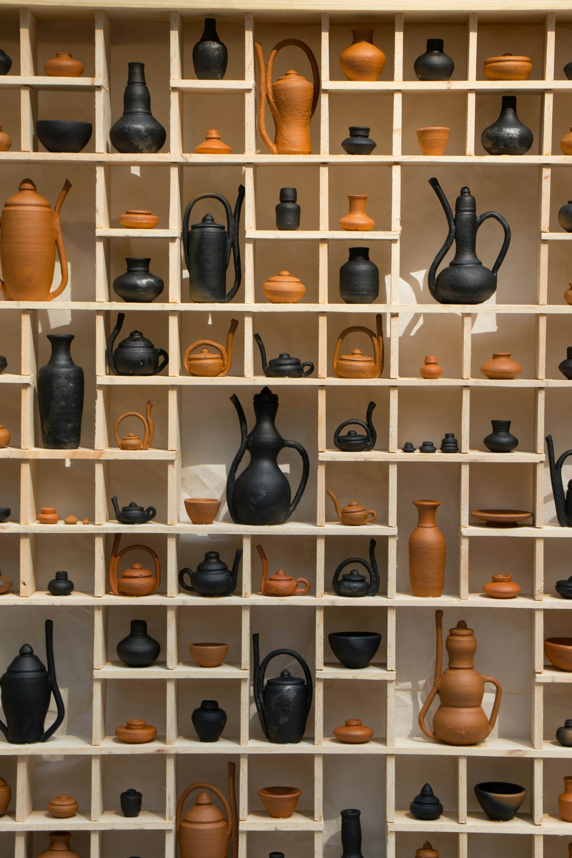 assorted brown and black tea pot lot