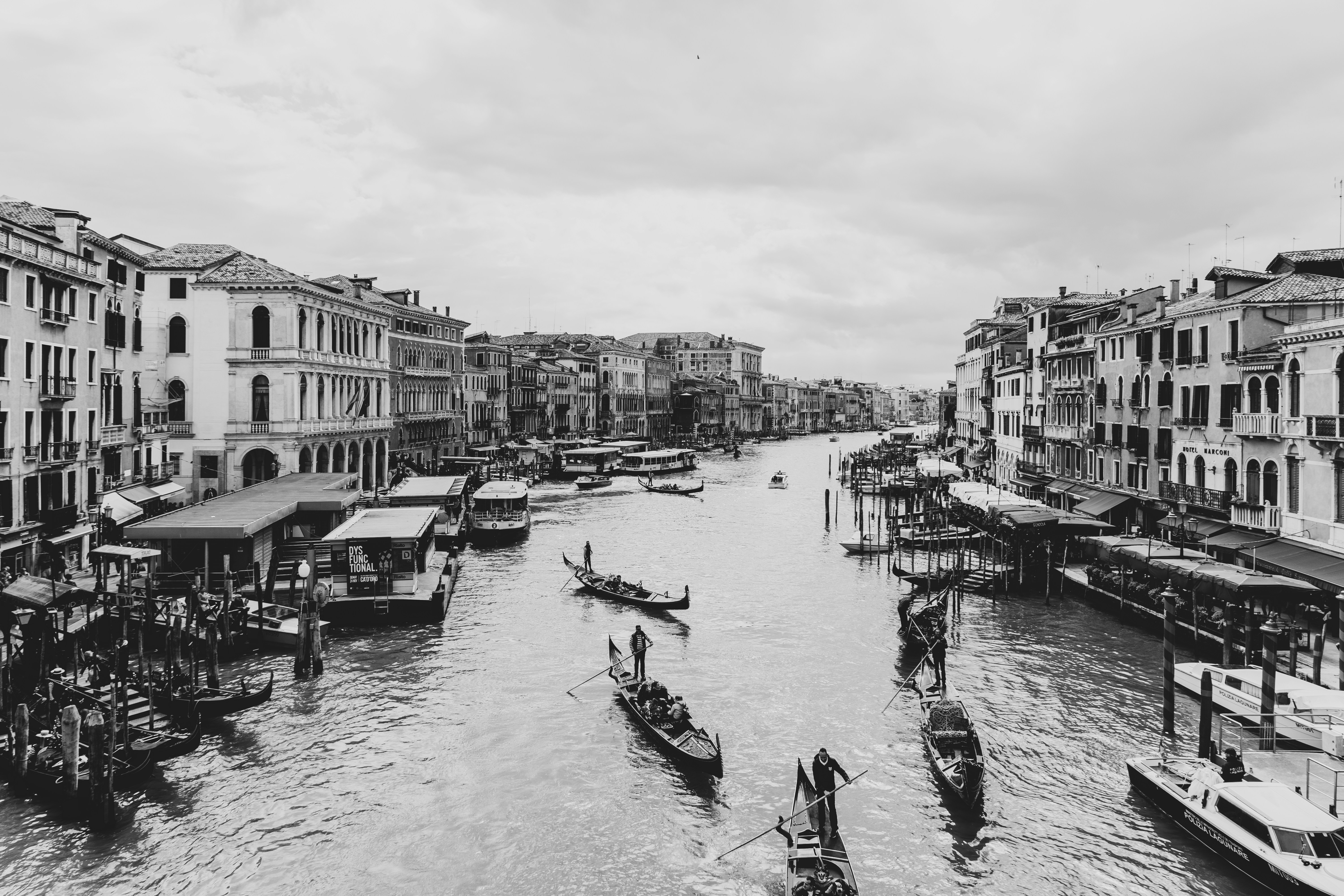 Photo by ballaschottner