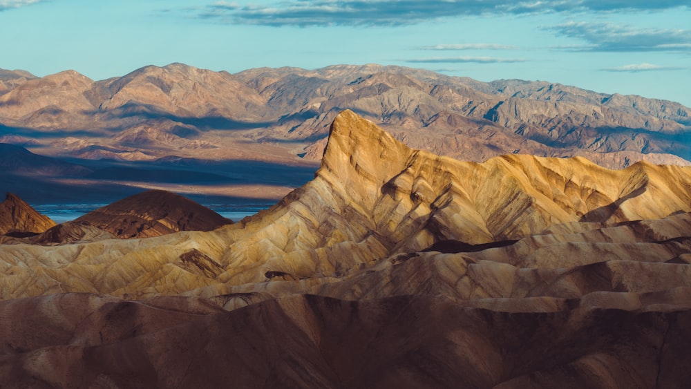 brown mountains