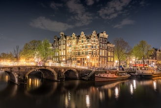 house yellow lighted house in Amsterdam city Center 