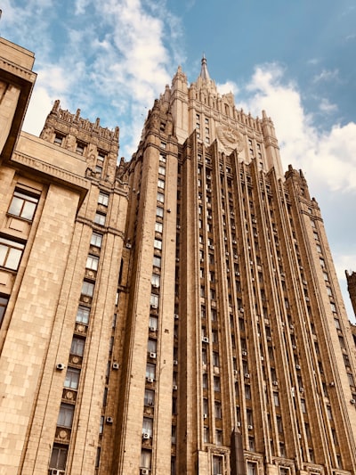 The Ministry of Foreign Affairs of Russia - Desde Below, Russia