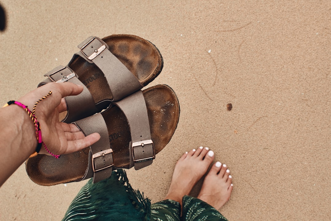 Comment choisir la paire de sandales fermées idéale pour vous?