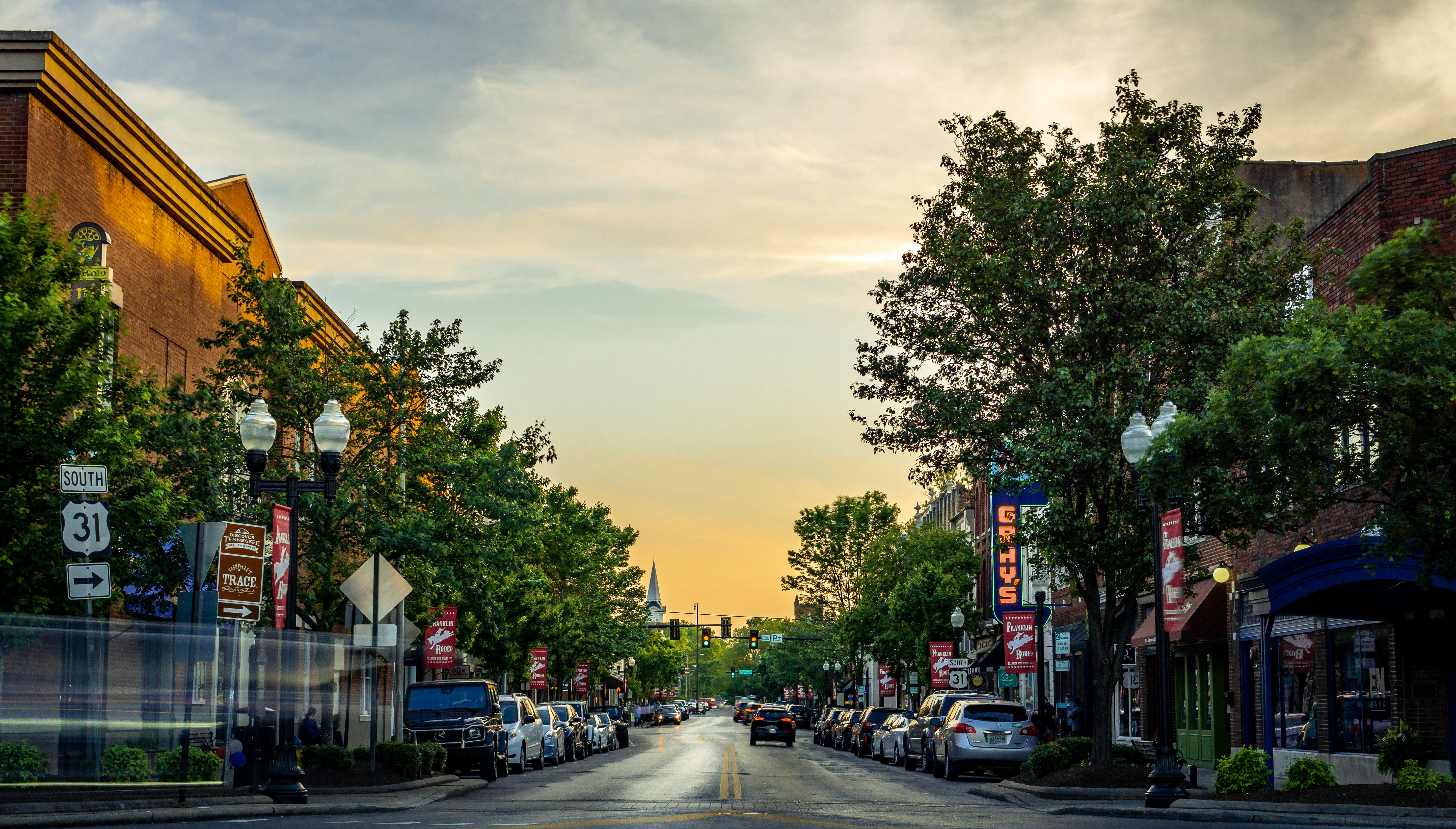 Small Town, Big Adventure: Why America's Tiniest Communities Are the Vacation Upgrade You Didn't Know You Needed