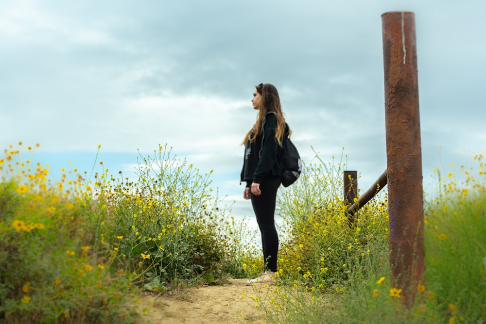 woman wearing black jacket