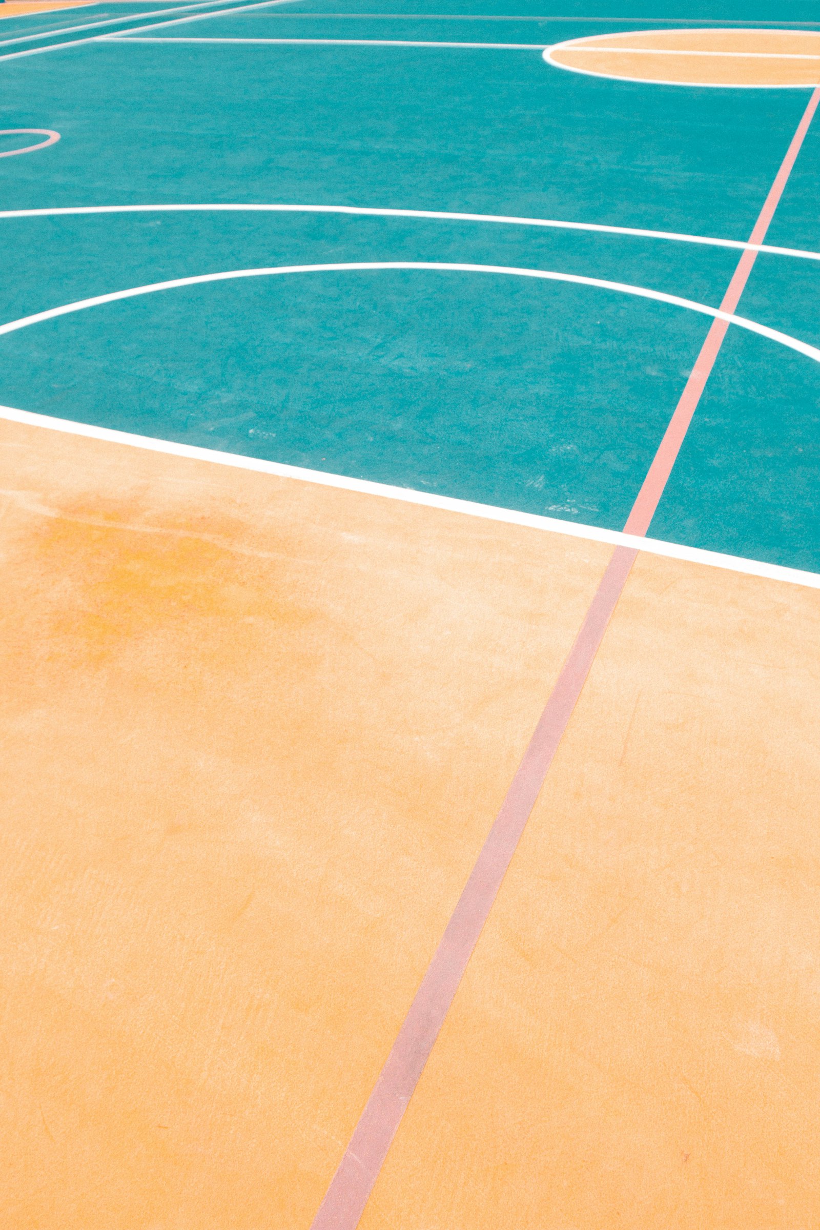 Canon EOS 7D + Canon EF 16-35mm F2.8L II USM sample photo. Basketball court photography