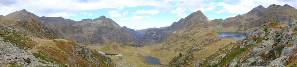 mountain ranges during daytime