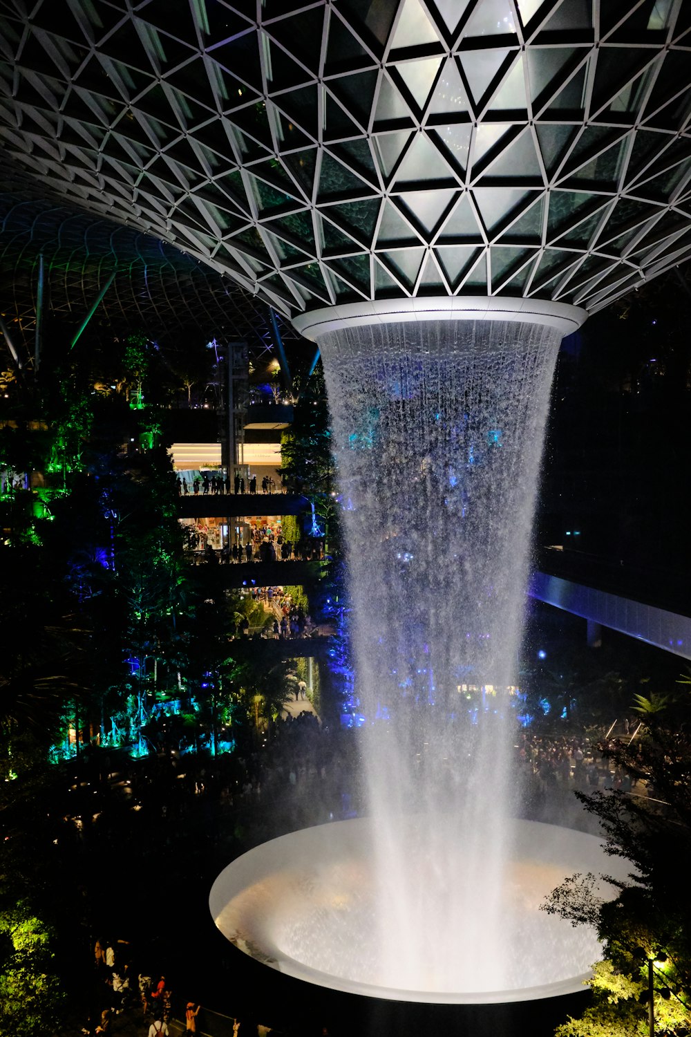 Indoor Water Fountain Aerial View Photo Free Water Image