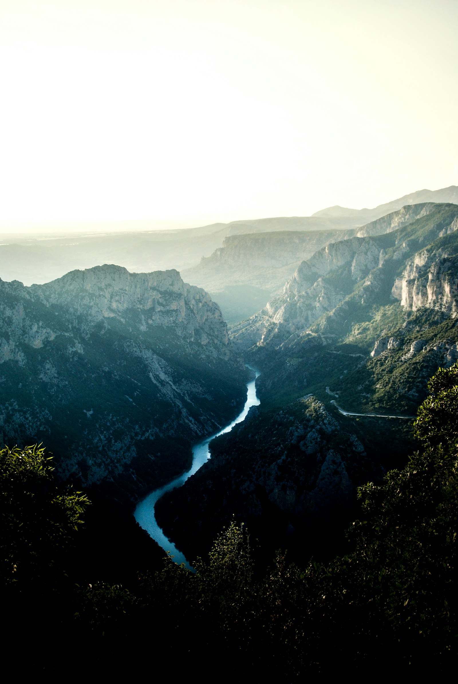 Nikon D3000 + Tamron AF 18-200mm F3.5-6.3 XR Di II LD Aspherical (IF) Macro sample photo. Mountains and river during photography