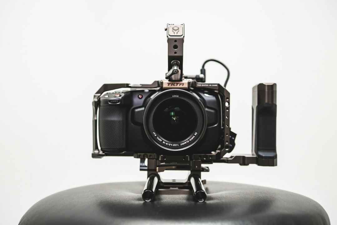 mirrorless camera closeup