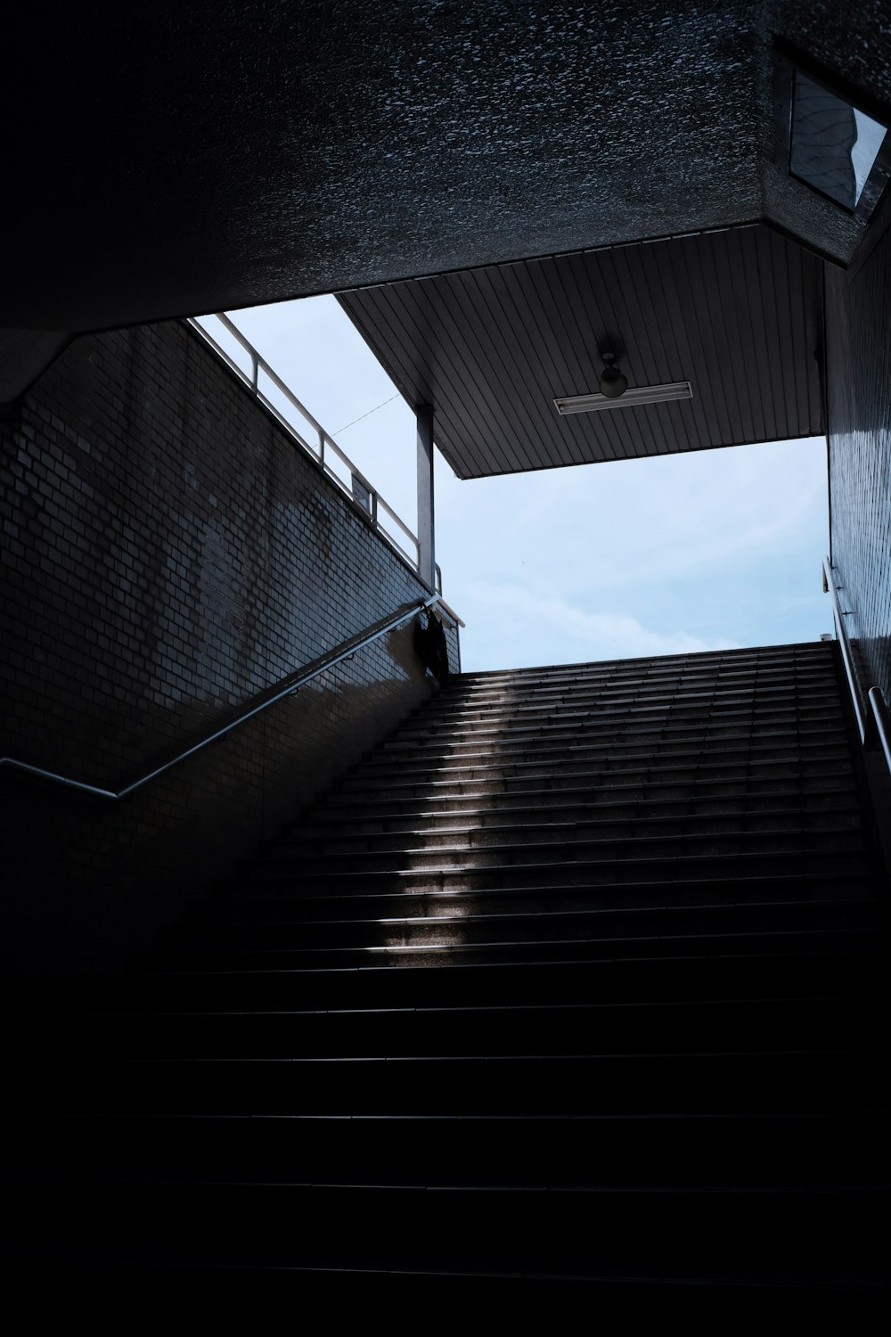 Escaliers vides pendant la journée