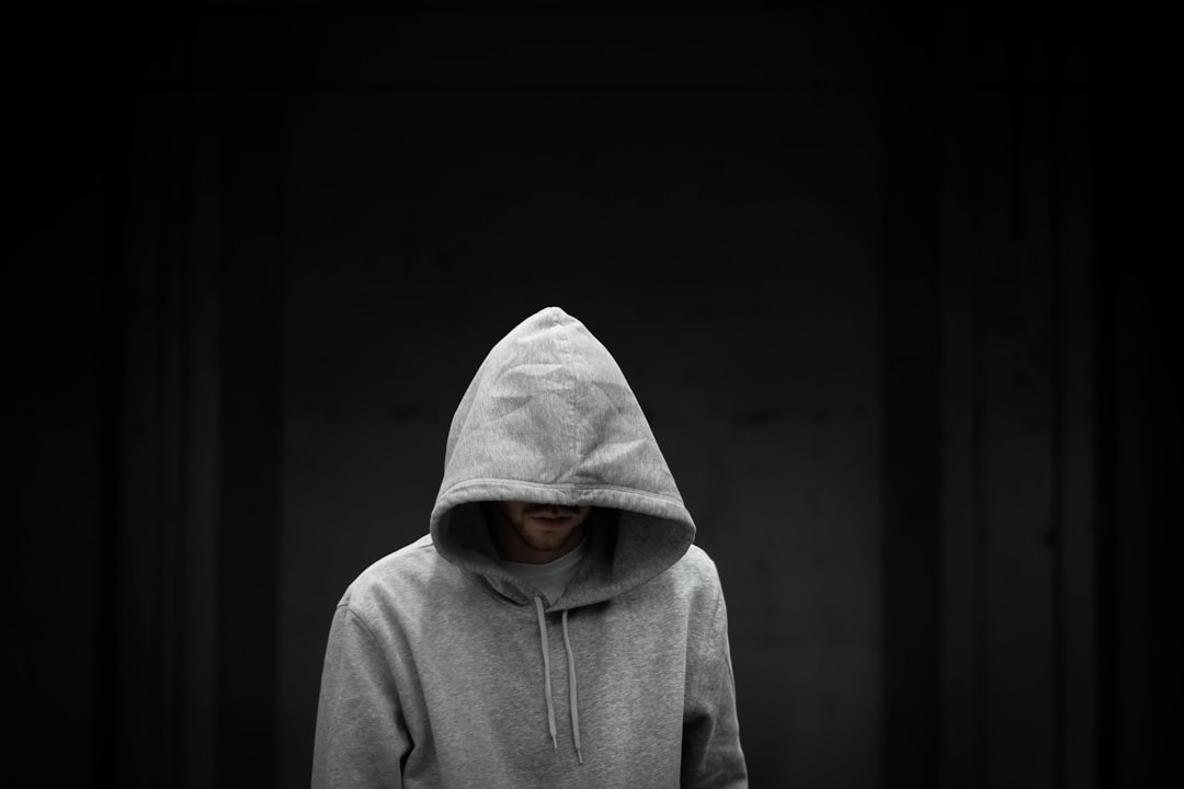 person in pullover hoodie photo – Free Grey Image on Unsplash