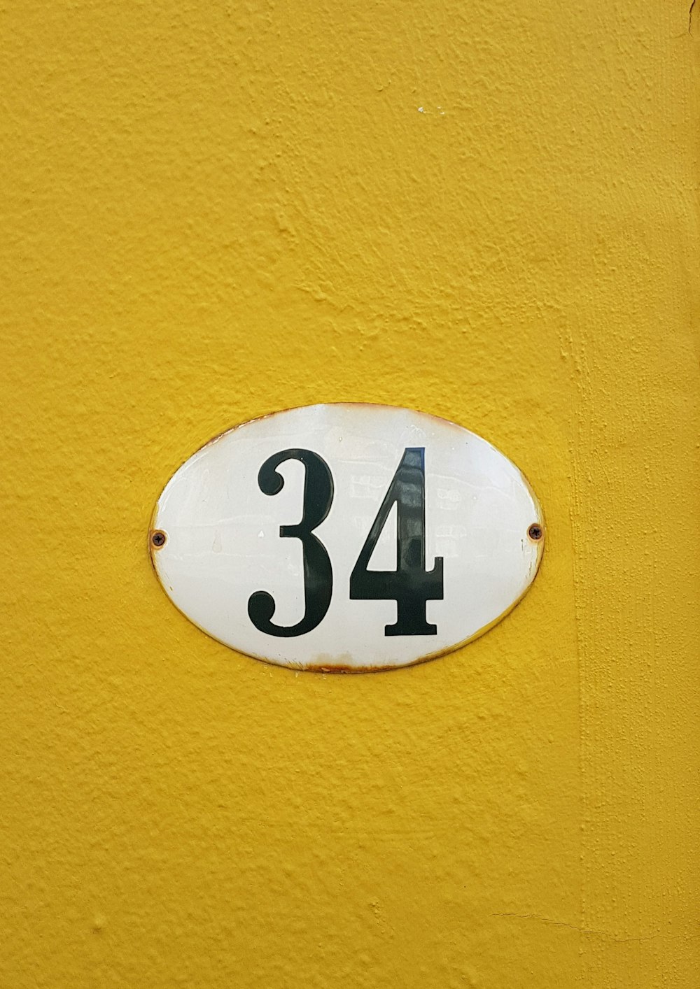 34番の壁の看板