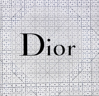 Dior text