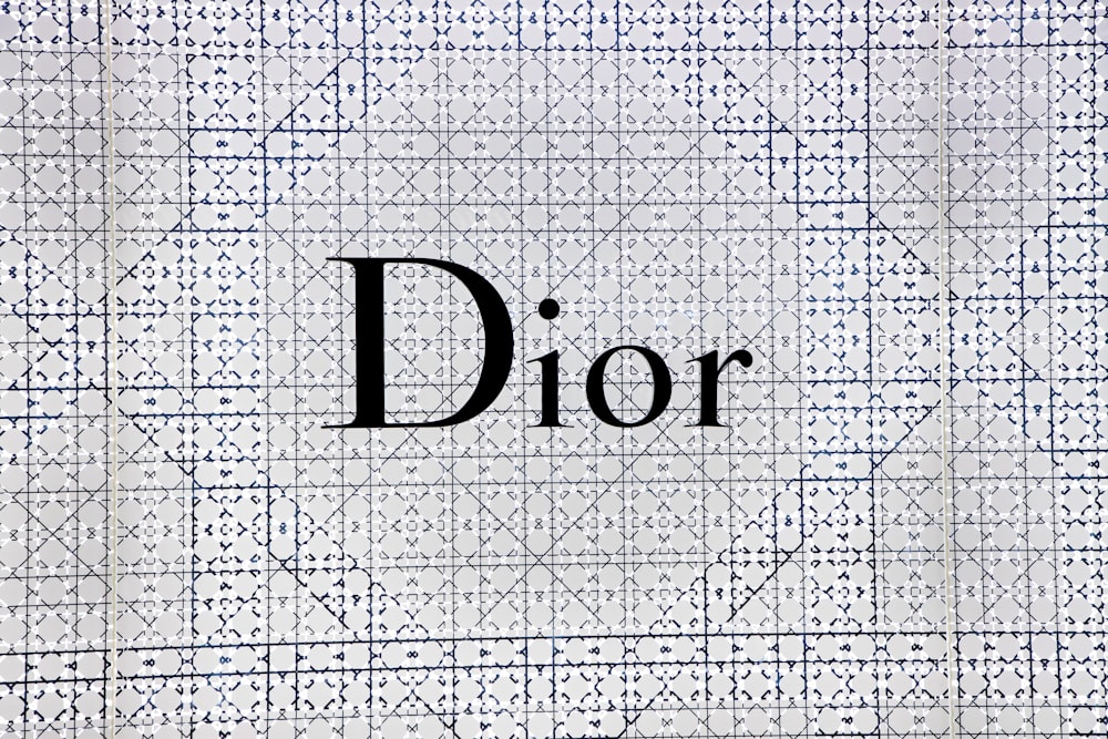 Dior text