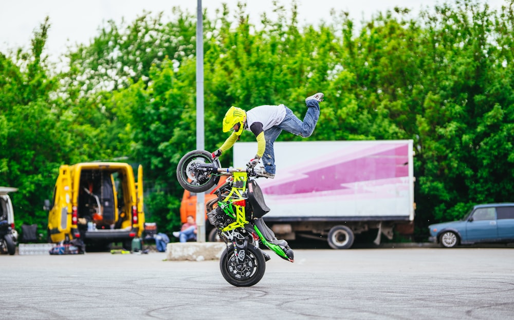 man riding motorcycle at daytime