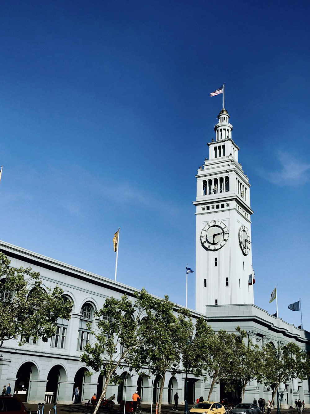 clock tower during daytime