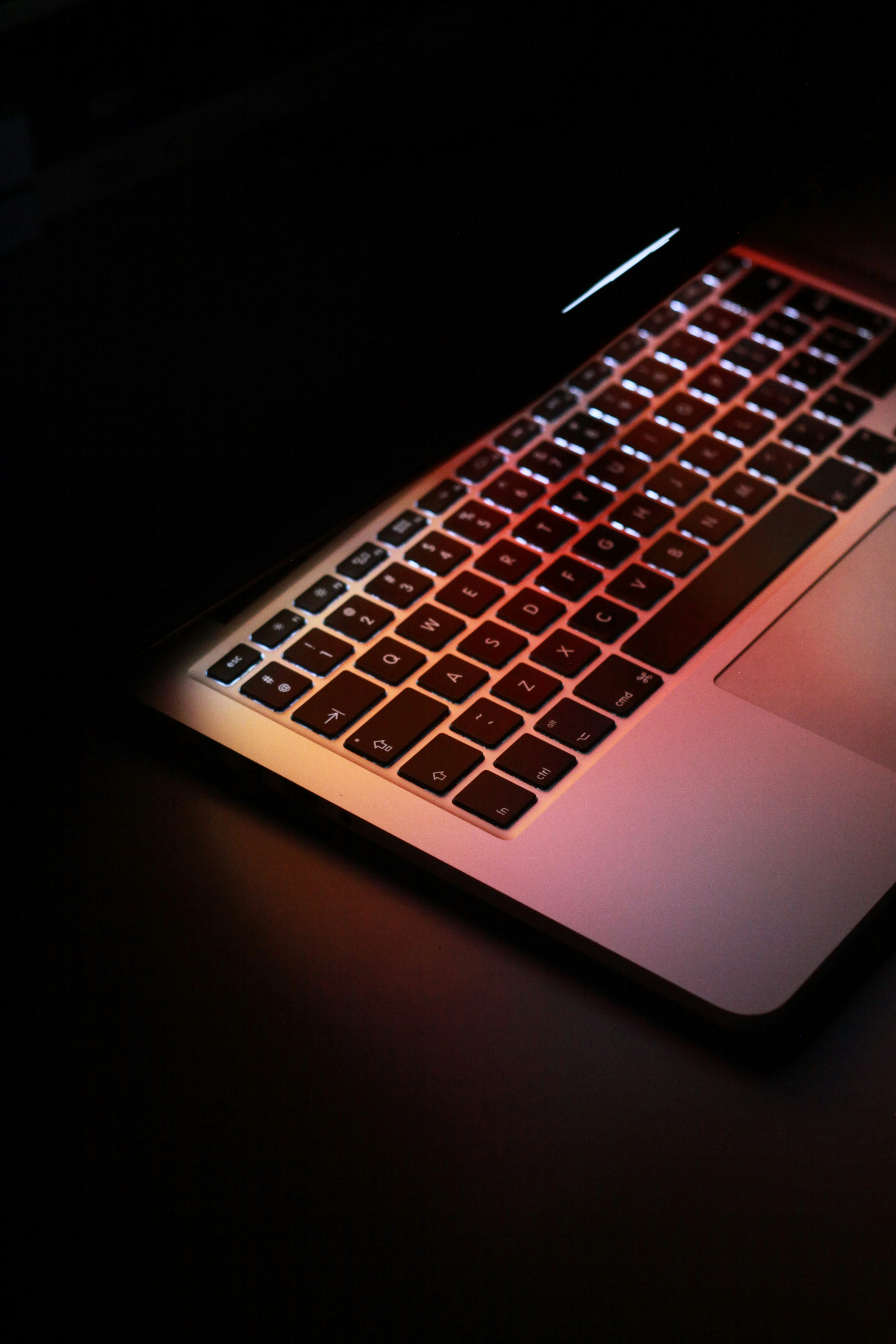 gray-and-black-macbook-pro-photo-free-hardware-image-on-unsplash