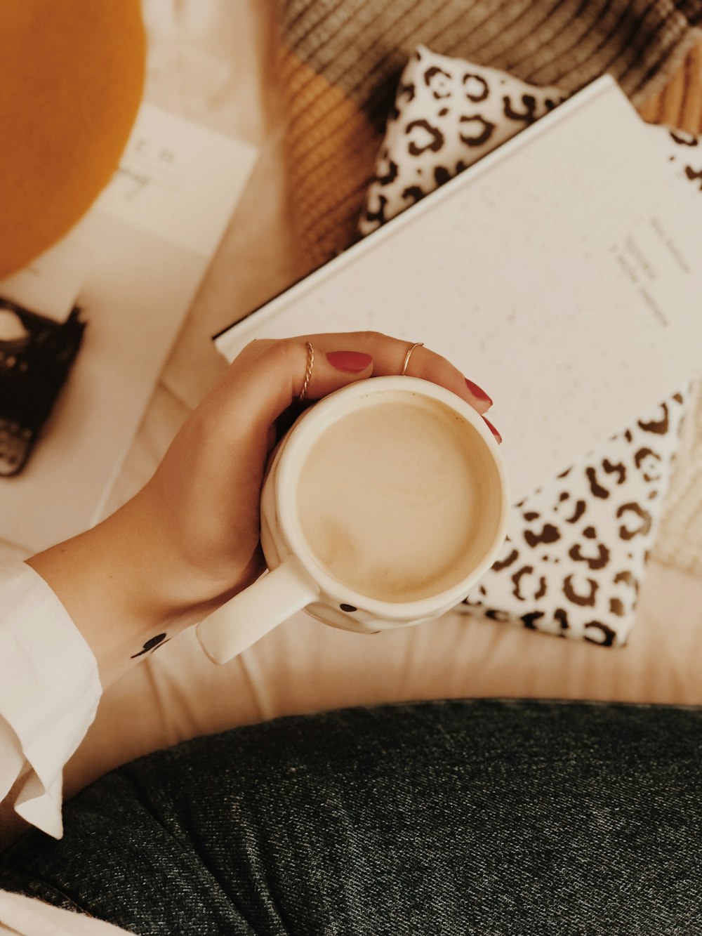 white ceramic mug