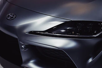 closeup photo of gray Toyota vehicle