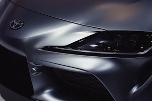 closeup photo of gray Toyota vehicle